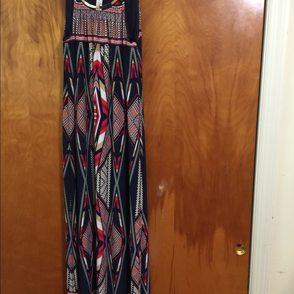 Maxi! - Picture 2 of 3